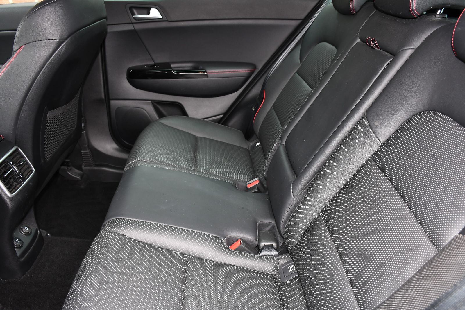 Kia Sportage 1.6 T-GDi GT-Line SUV 5dr Petrol DCT AWD Euro 6 (s/s) (174 bhp) 5dr Automatic 2025