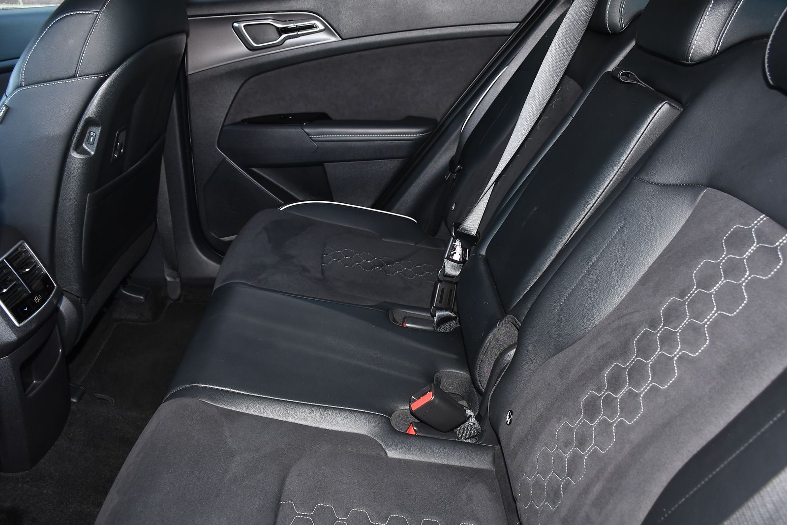 Kia Sportage 1.6 T-GDi GT-Line SUV 5dr Petrol Manual Euro 6 (s/s) (148 bhp) 5dr Manual 2026