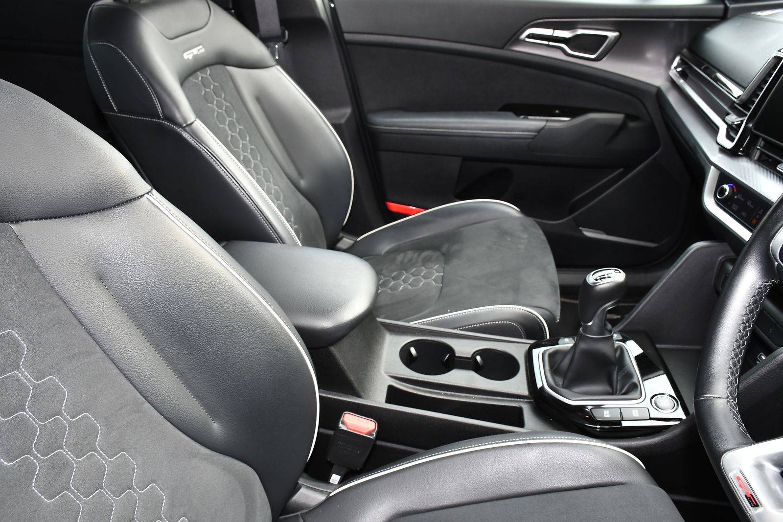 Kia Sportage 1.6 T-GDi GT-Line SUV 5dr Petrol Manual Euro 6 (s/s) (148 bhp) 5dr Manual 2025