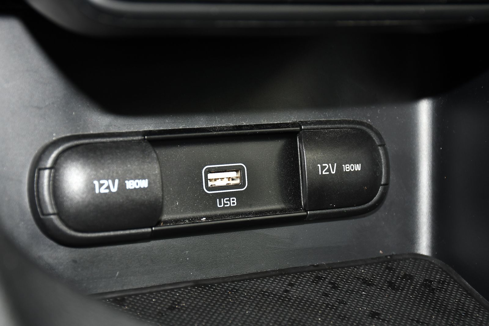 Kia Sportage 1.6 T-GDi JBL Black Edition SUV 5dr Petrol DCT Euro 6 (s/s) (174 bhp) 5dr Automatic 2025