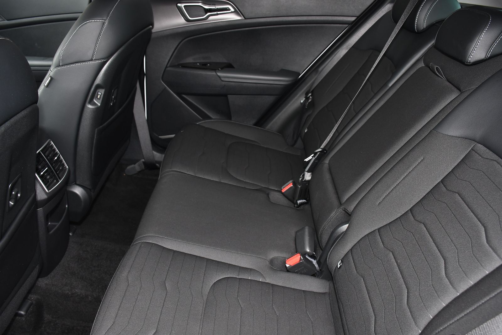 Kia Sportage 1.6 T-GDi MHEV 3 SUV 5dr Petrol Hybrid DCT Euro 6 (s/s) (148 bhp) 5dr Automatic 2025