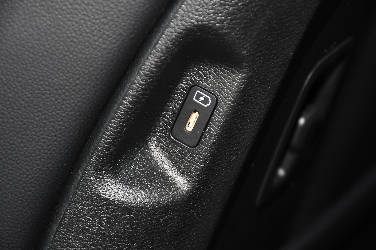 Kia Sportage 1.6 T-GDi MHEV GT-Line S SUV 5dr Petrol Hybrid DCT AWD Euro 6 (s/s) (148 bhp) 5dr Automatic 2025