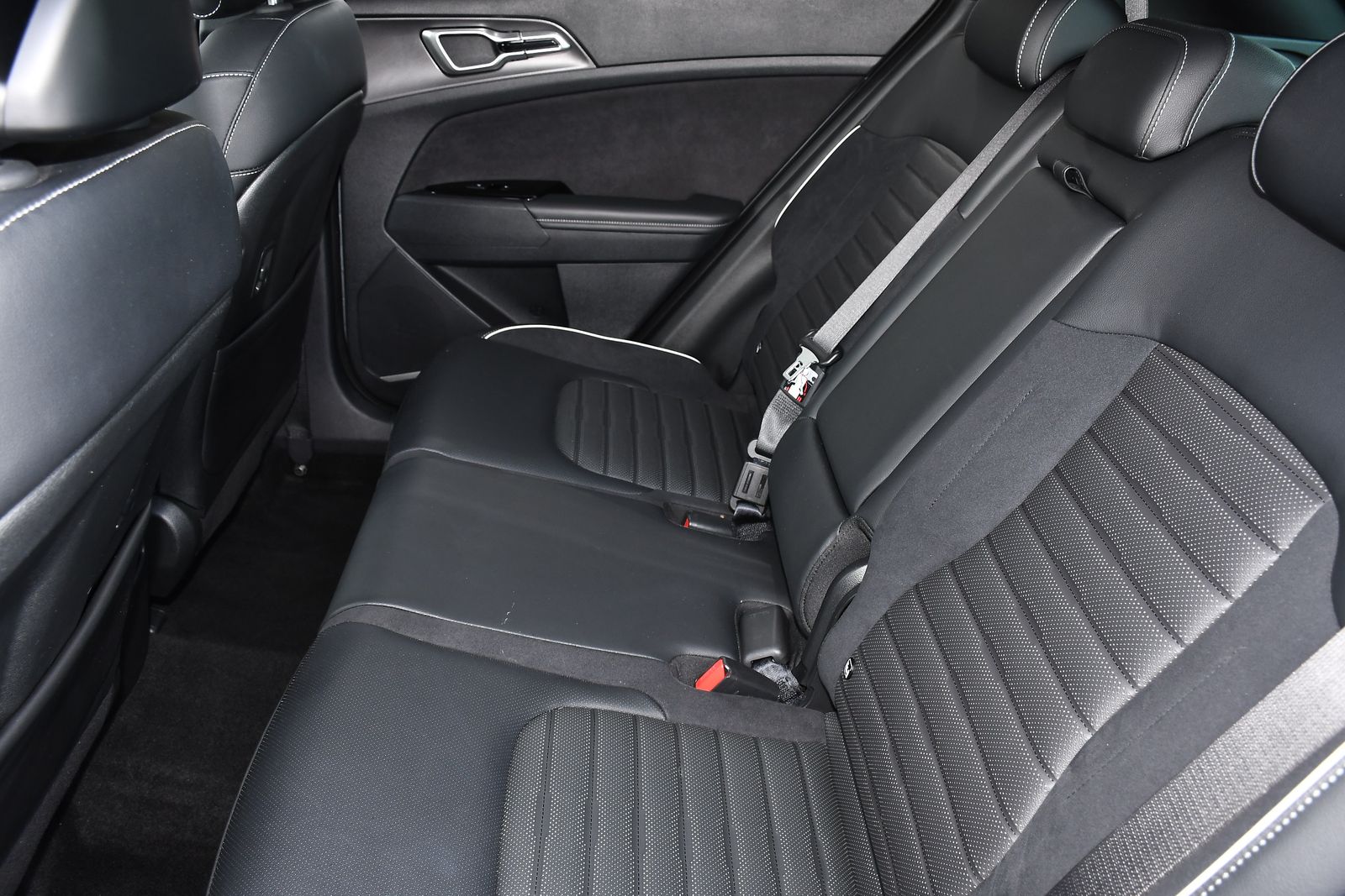 Kia Sportage 1.6 T-GDi MHEV GT-Line S SUV 5dr Petrol Hybrid DCT Euro 6 (s/s) (148 bhp) 5dr Automatic 2025