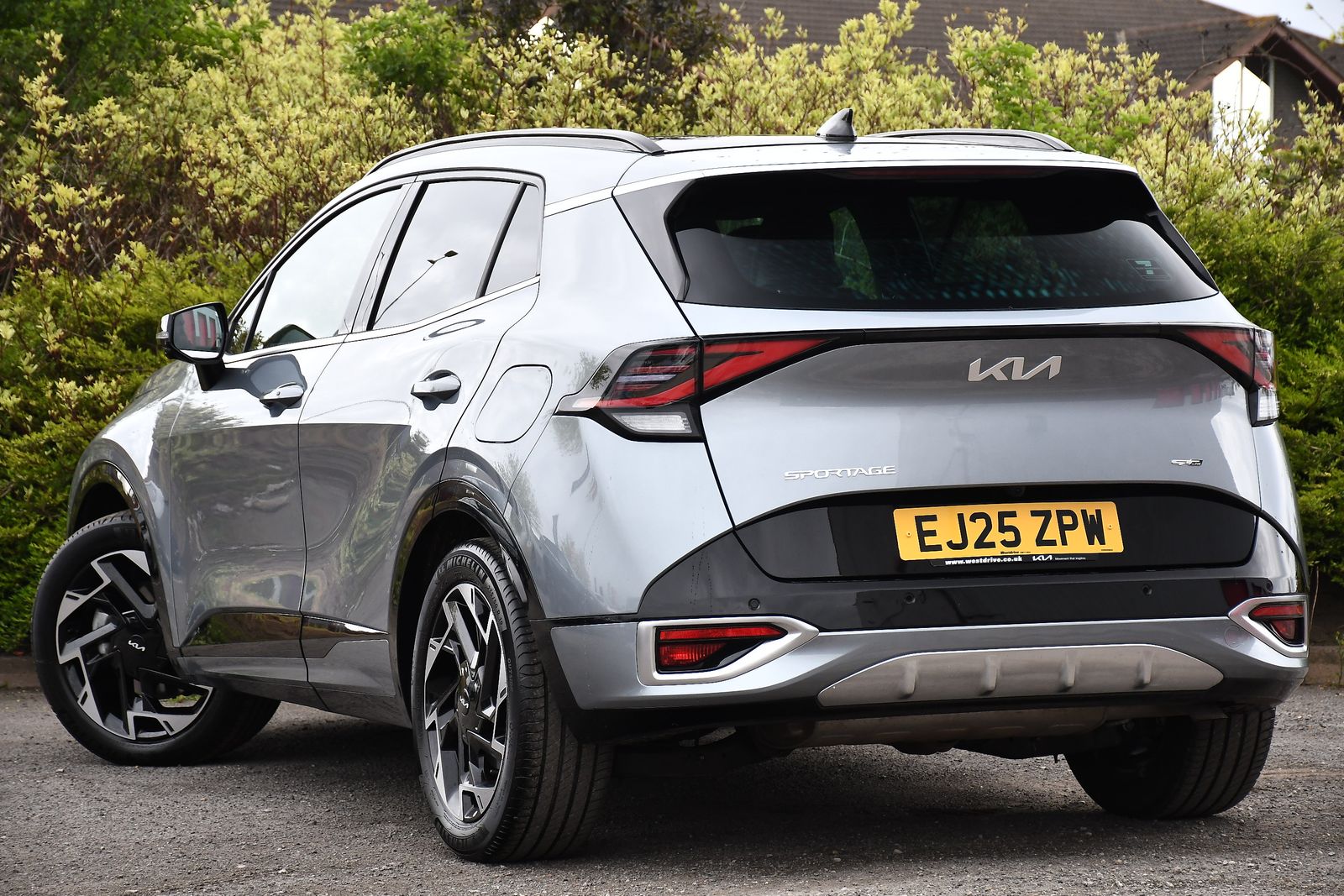 2025 Kia Sportage 1.6 T-GDi MHEV GT-Line S SUV 5dr Petrol Hybrid DCT Euro 6 (s/s) (157 bhp), exterior view 3