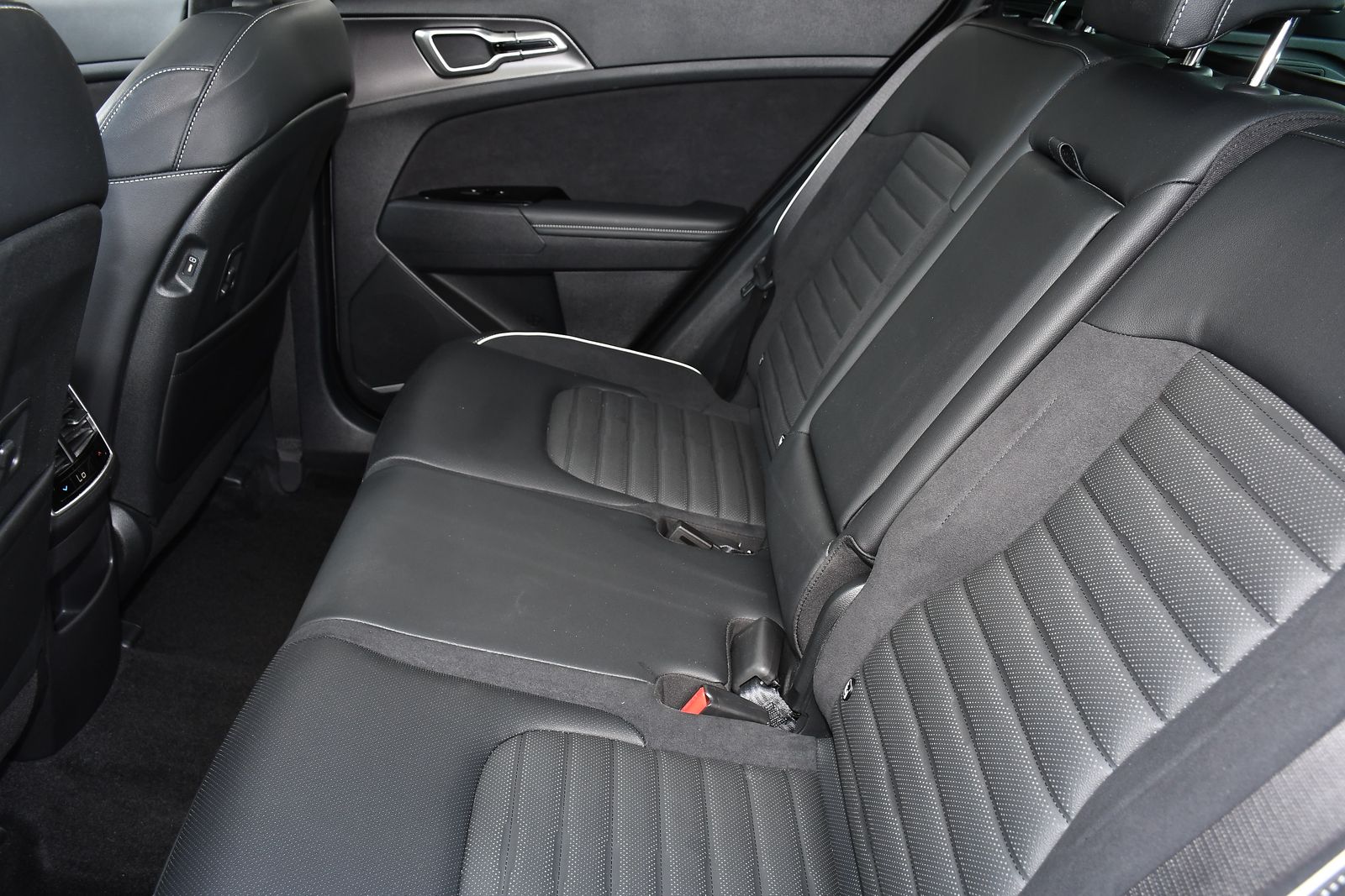 Kia Sportage 1.6 T-GDi MHEV GT-Line S SUV 5dr Petrol Hybrid DCT Euro 6 (s/s) (157 bhp) 5dr Automatic 2025