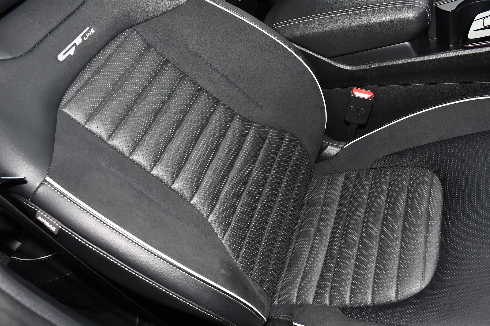 Kia Sportage 1.6 T-GDi MHEV GT-Line S SUV 5dr Petrol Hybrid DCT Euro 6 (s/s) (157 bhp) 5dr Automatic 2025