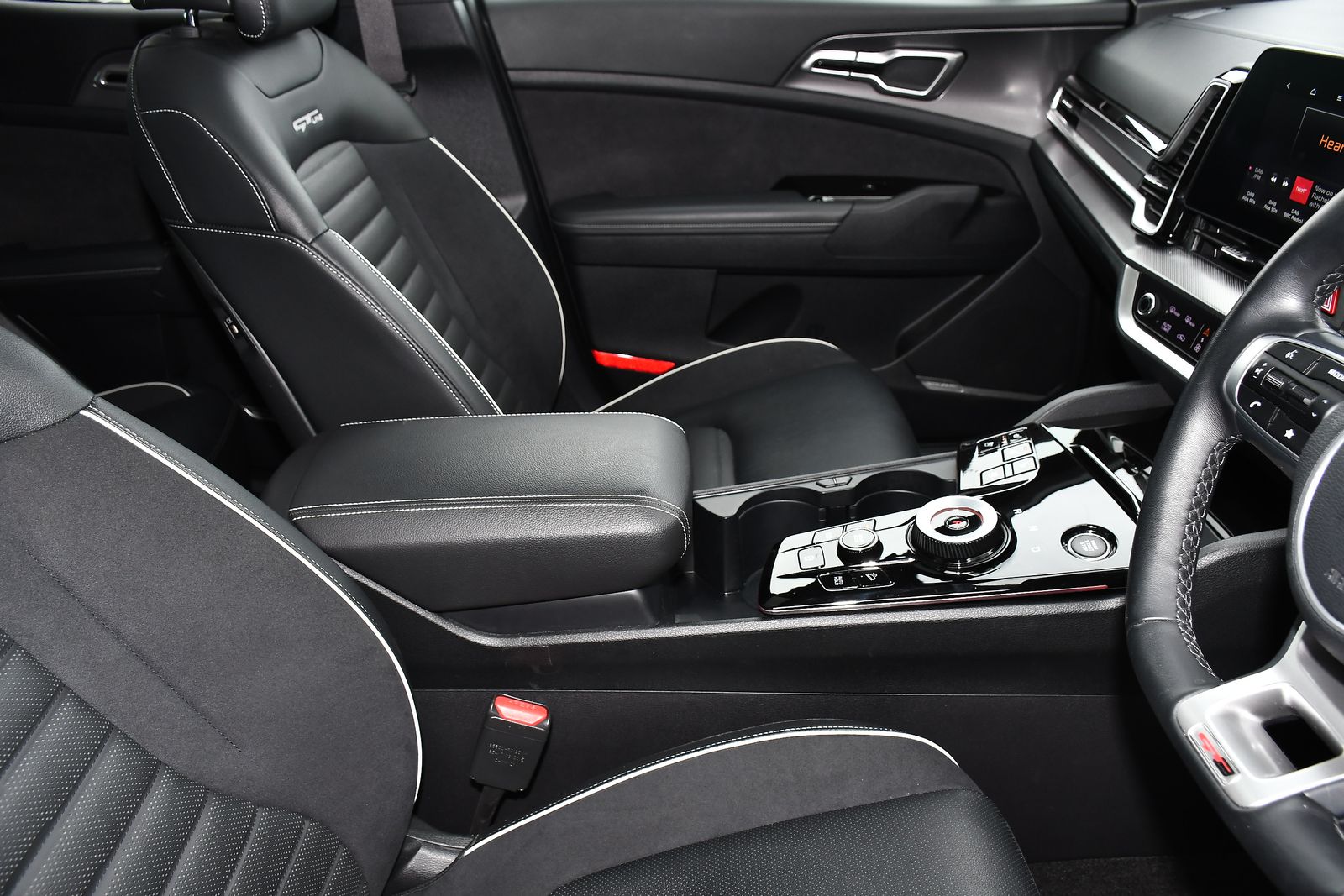 Kia Sportage 1.6 T-GDi MHEV GT-Line S SUV 5dr Petrol Hybrid DCT Euro 6 (s/s) (157 bhp) 5dr Automatic 2025