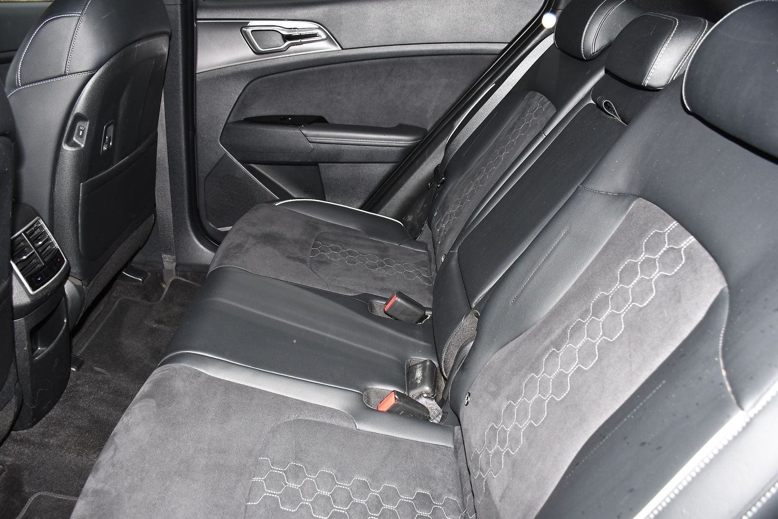 Kia Sportage 1.6 T-GDi MHEV GT-Line SUV 5dr Petrol Hybrid DCT Euro 6 (s/s) (148 bhp) 5dr Automatic 2026