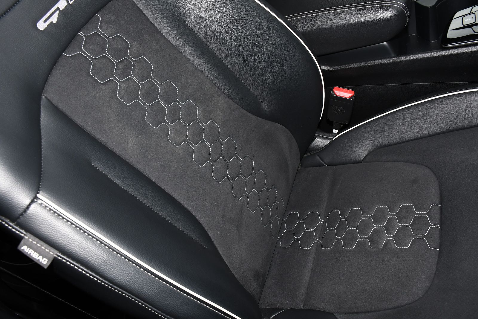 Kia Sportage 1.6 T-GDi MHEV GT-Line SUV 5dr Petrol Hybrid DCT Euro 6 (s/s) (148 bhp) 5dr Automatic 2026