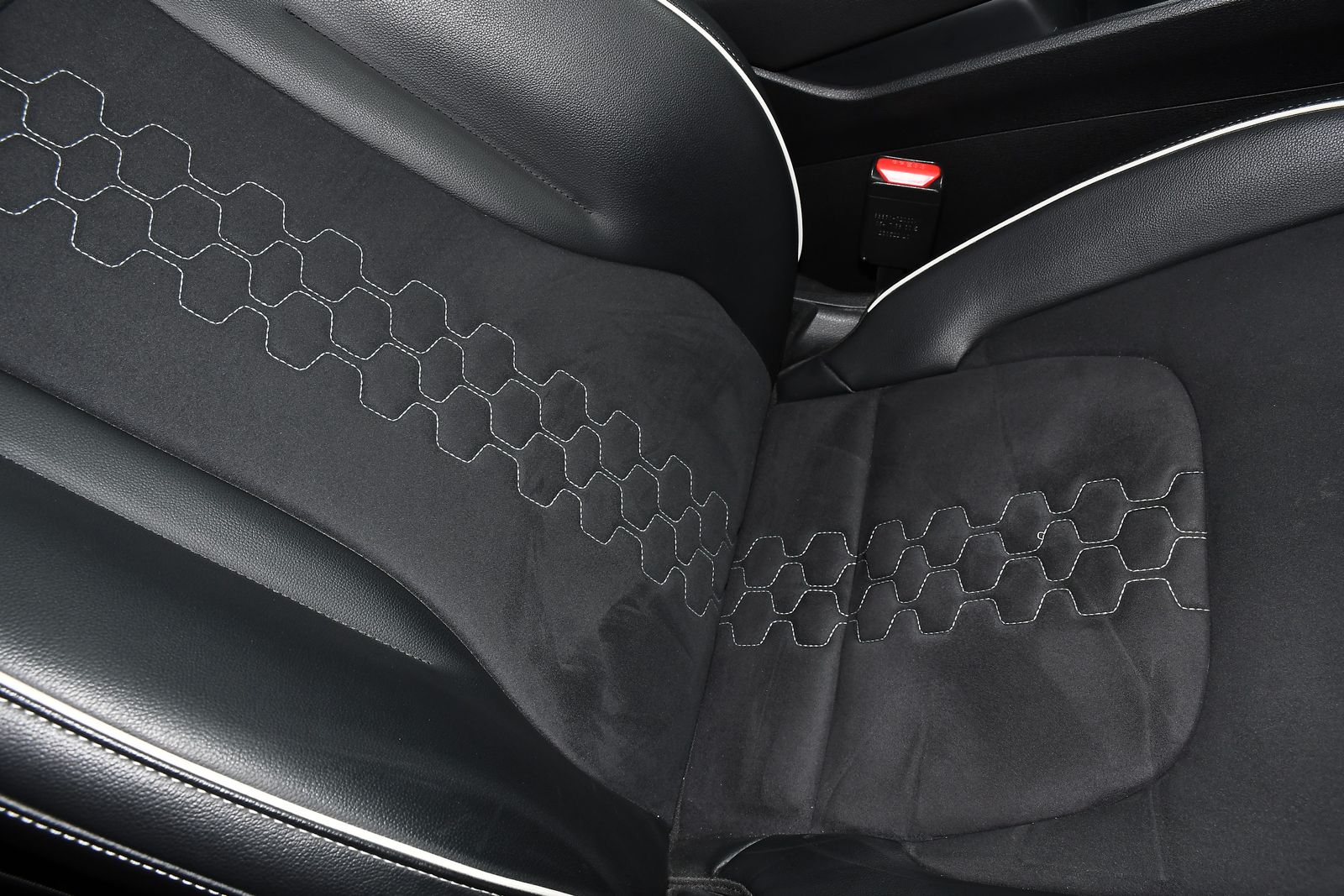 Kia Sportage 1.6 T-GDi MHEV GT-Line SUV 5dr Petrol Hybrid DCT Euro 6 (s/s) (148 bhp) 5dr Automatic 2025