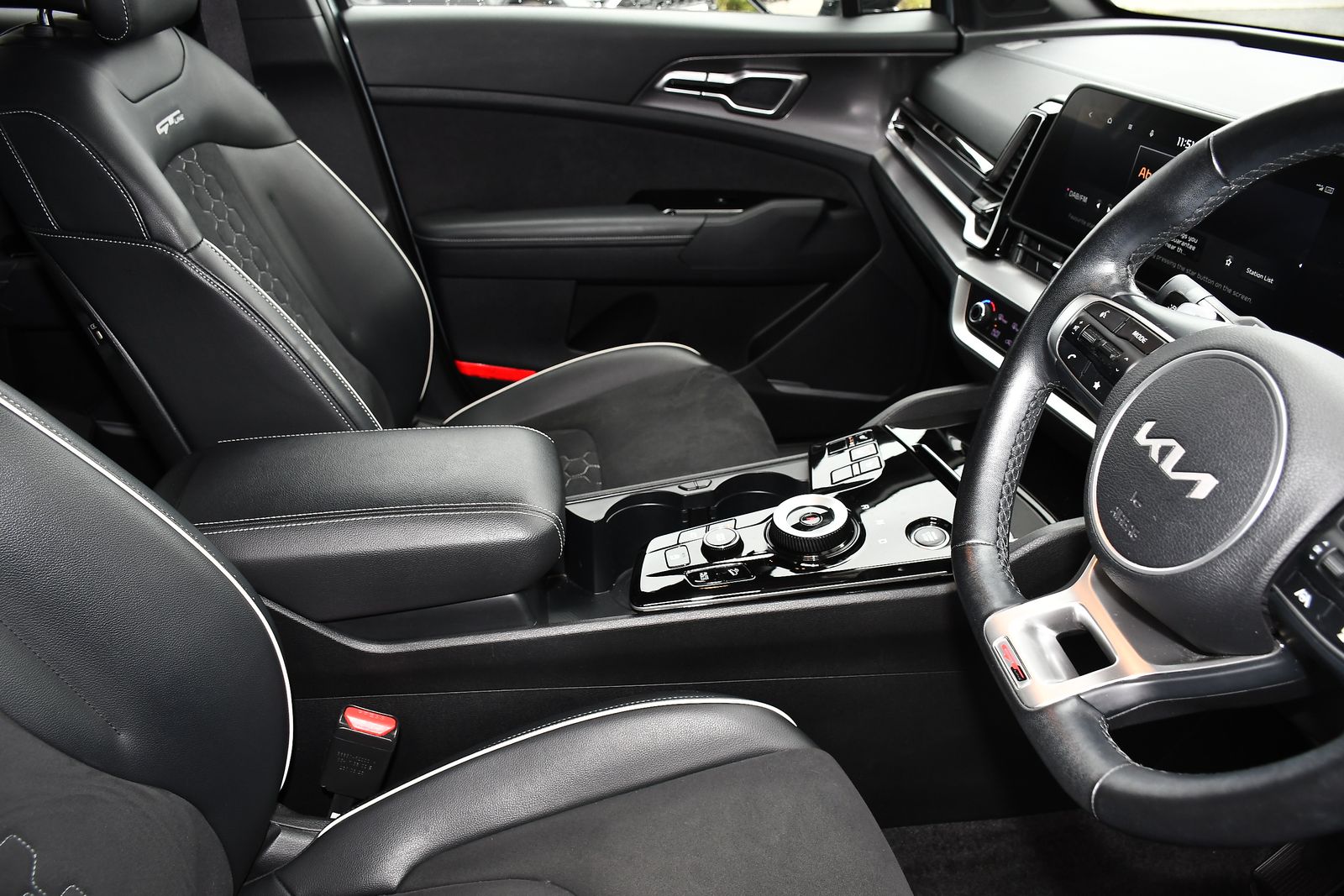 Kia Sportage 1.6 T-GDi MHEV GT-Line SUV 5dr Petrol Hybrid DCT Euro 6 (s/s) (148 bhp) 5dr Automatic 2025