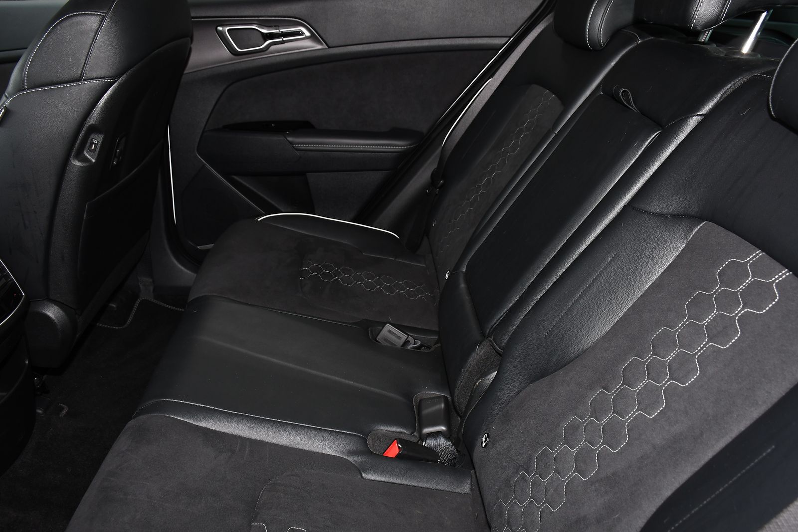 Kia Sportage 1.6 T-GDi MHEV GT-Line SUV 5dr Petrol Hybrid DCT Euro 6 (s/s) (148 bhp) 5dr Automatic 2026