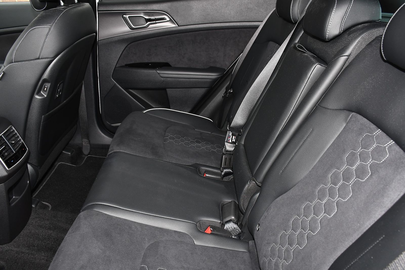 Kia Sportage 1.6 T-GDi MHEV GT-Line SUV 5dr Petrol Hybrid DCT Euro 6 (s/s) (148 bhp) 5dr Automatic 2026