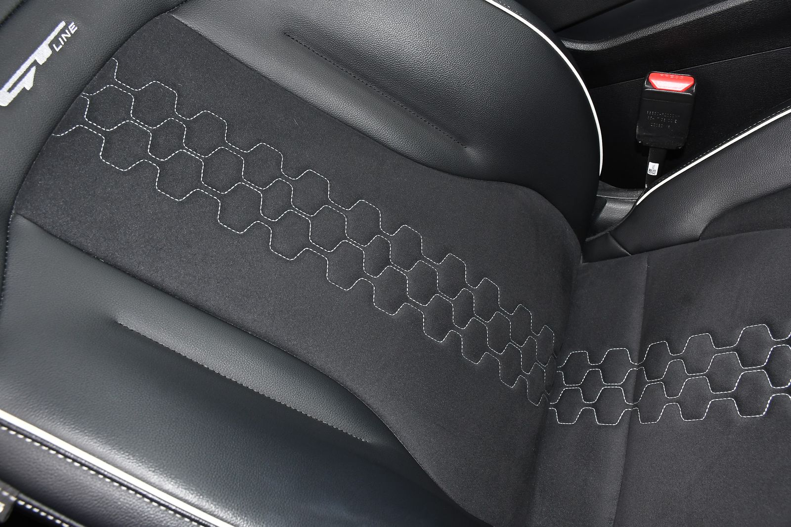 Kia Sportage 1.6 T-GDi MHEV GT-Line SUV 5dr Petrol Hybrid DCT Euro 6 (s/s) (148 bhp) 5dr Automatic 2026