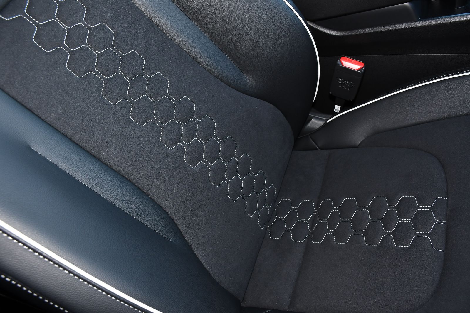 Kia Sportage 1.6 T-GDi MHEV GT-Line SUV 5dr Petrol Hybrid DCT Euro 6 (s/s) (157 bhp) 5dr Automatic 2026