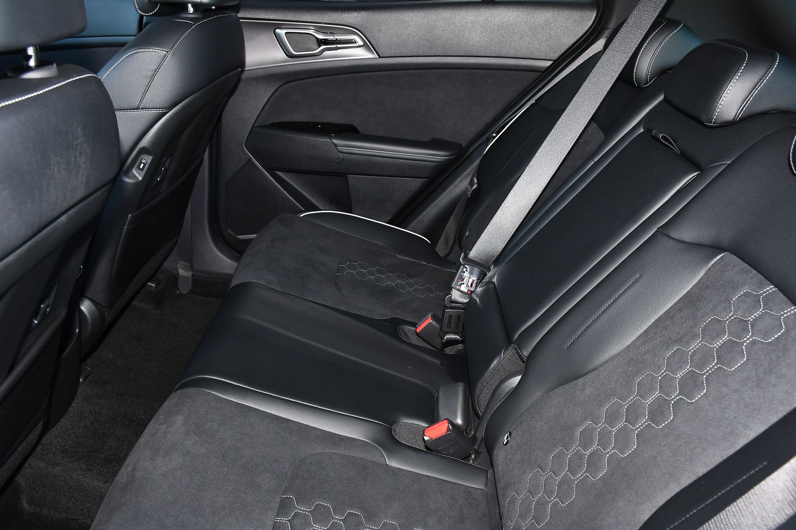 Kia Sportage 1.6 T-GDi MHEV GT-Line SUV 5dr Petrol Hybrid Manual Euro 6 (s/s) (157 bhp) 5dr Manual 2026