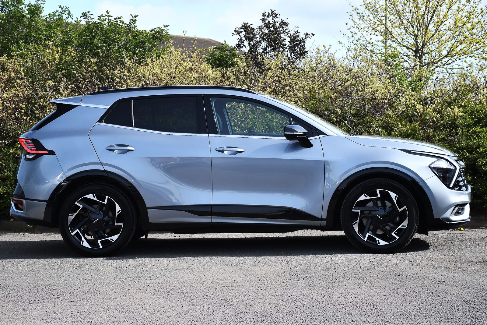 2024 Kia Sportage 1.6 T-GDi MHEV GT-Line SUV 5dr Petrol Hybrid Manual Euro 6 (s/s) (157 bhp), exterior view 2