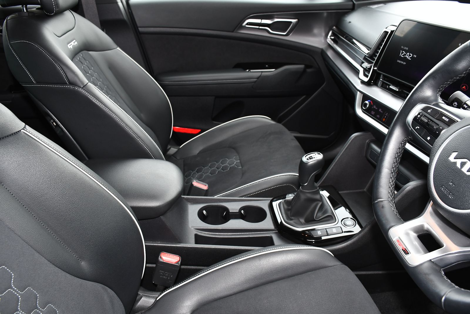 Kia Sportage 1.6 T-GDi MHEV GT-Line SUV 5dr Petrol Hybrid Manual Euro 6 (s/s) (157 bhp) 5dr Manual 2025