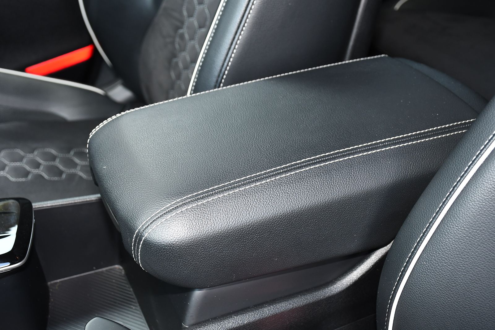 Kia Sportage 1.6L GT-Line ISG HEV Auto SUV 5dr Hybrid Automatic Euro 6 (227 bhp) 5dr Automatic 2026