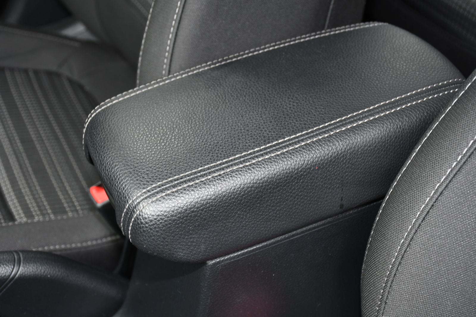 Kia Stonic 1.0 T-GDi 2 SUV 5dr Petrol DCT Euro 6 (s/s) (99 bhp) 5dr Automatic 2025