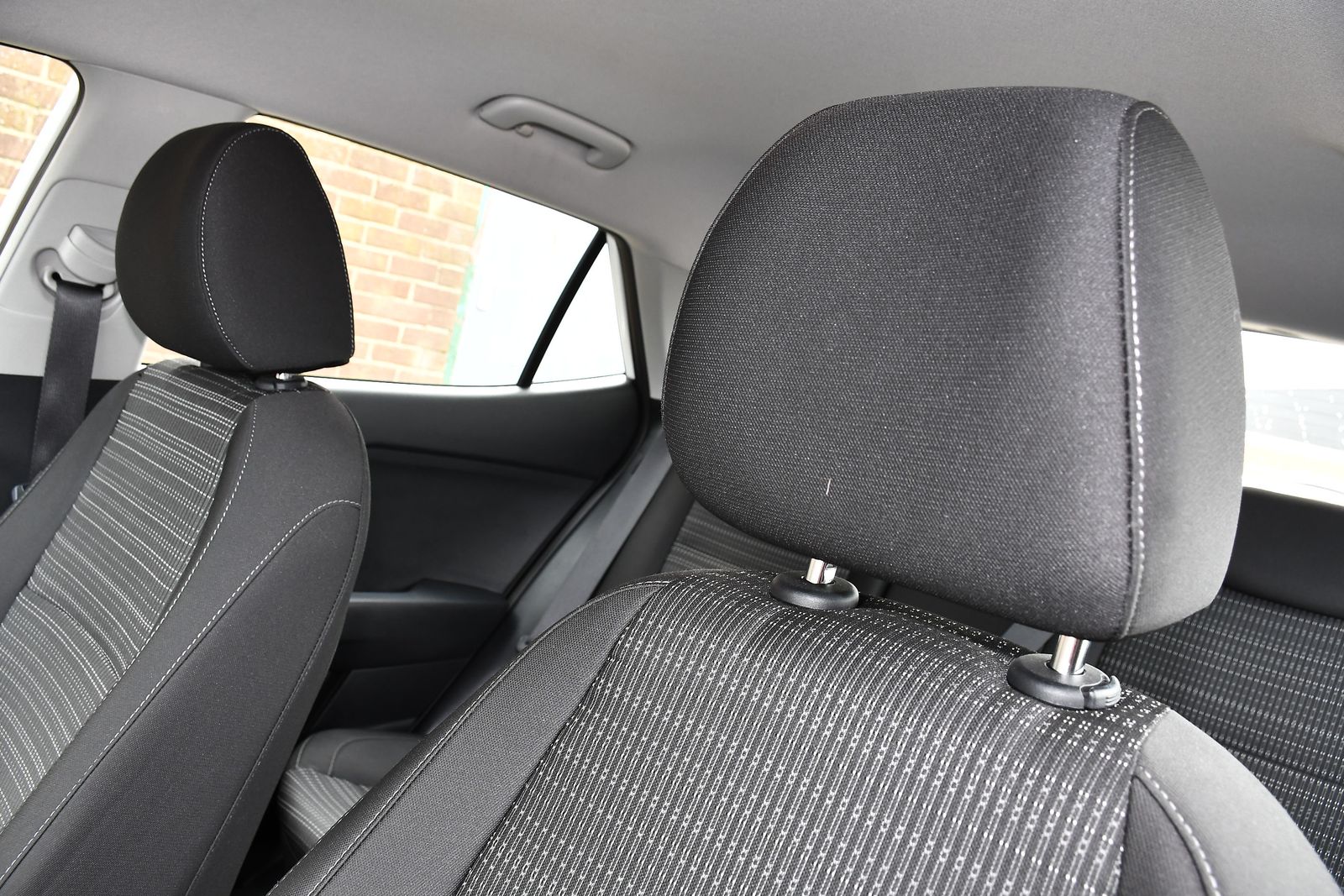 Kia Stonic 1.0 T-GDi 2 SUV 5dr Petrol Manual Euro 6 (s/s) (99 bhp) 5dr Manual 2026