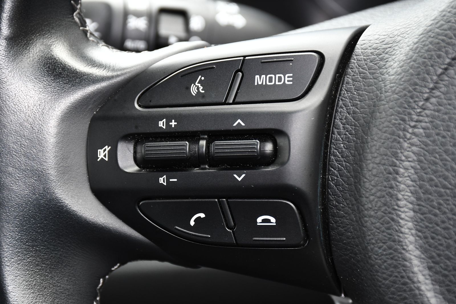 Kia Stonic 1.0 T-GDi 2 SUV 5dr Petrol Manual Euro 6 (s/s) (99 bhp) 5dr Manual 2026