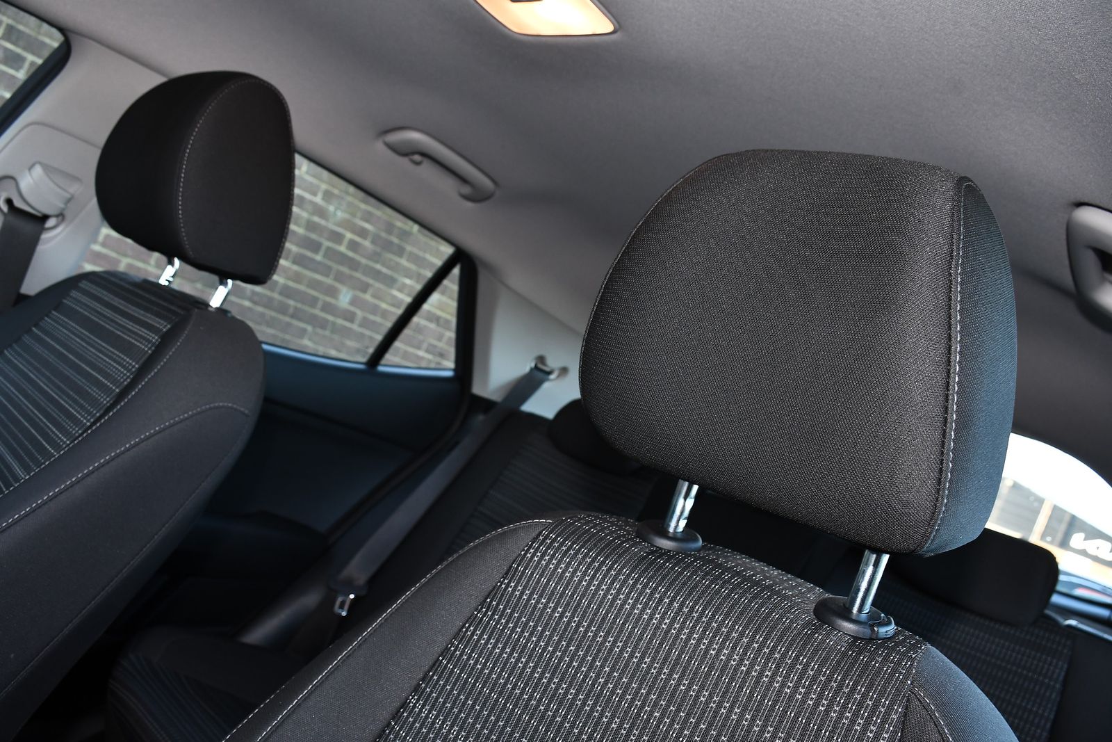 Kia Stonic 1.0 T-GDi 2 SUV 5dr Petrol Manual Euro 6 (s/s) (99 bhp) 5dr Manual 2026