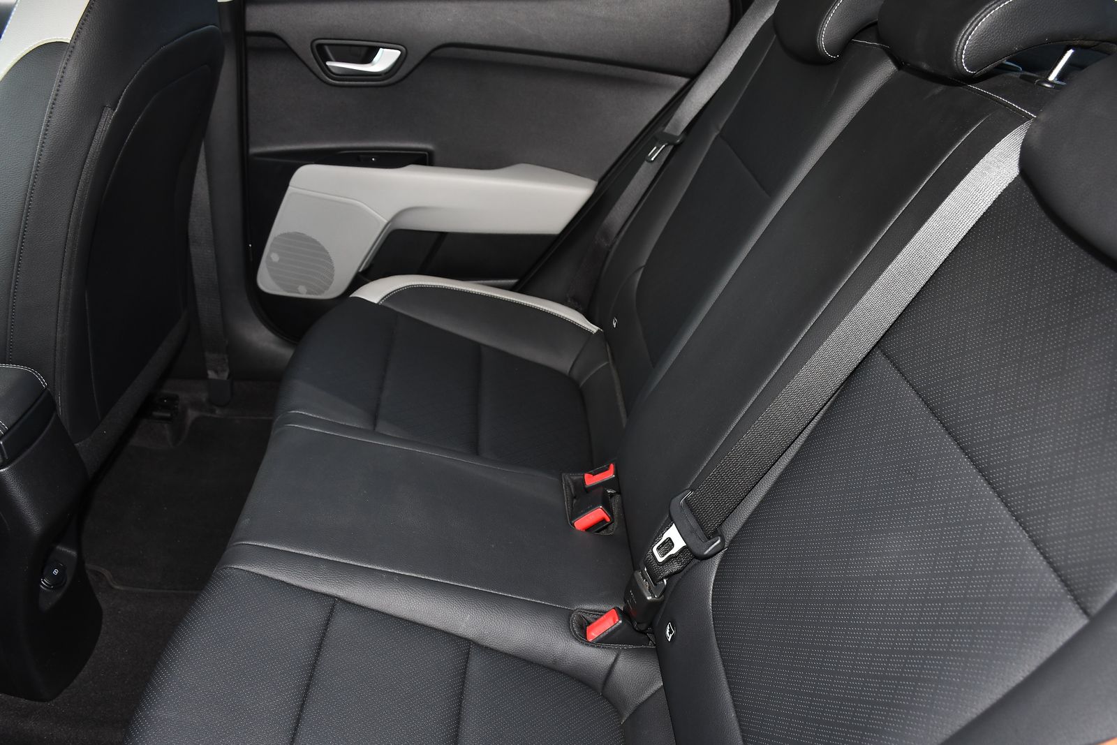 Kia Stonic 1.0 T-GDi 4 SUV 5dr Petrol DCT Euro 6 (s/s) (118 bhp) 5dr Automatic 2025