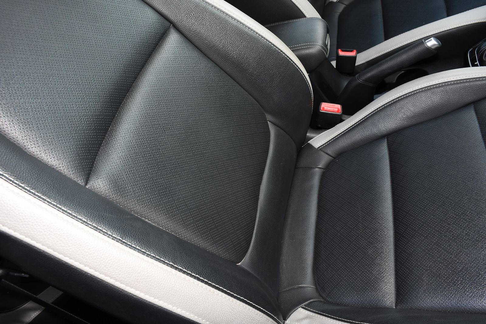 Kia Stonic 1.0 T-GDi 4 SUV 5dr Petrol DCT Euro 6 (s/s) (118 bhp) 5dr Automatic 2025