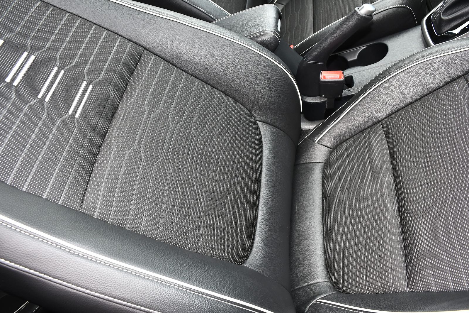 Kia Stonic 1.0 T-GDi MHEV GT-Line S SUV 5dr Petrol Hybrid DCT Euro 6 (s/s) (118 bhp) 5dr Automatic 2025