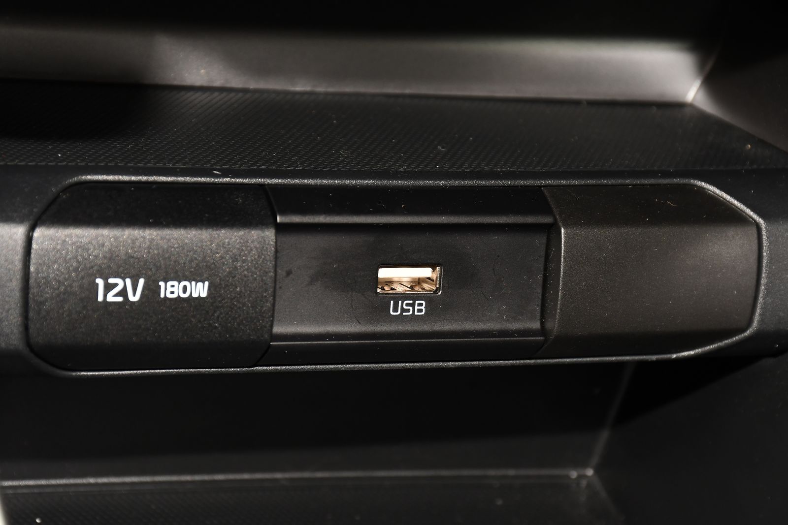 Kia Stonic 1.0 T-GDi MHEV GT-Line S SUV 5dr Petrol Hybrid DCT Euro 6 (s/s) (118 bhp) 5dr Automatic 2025