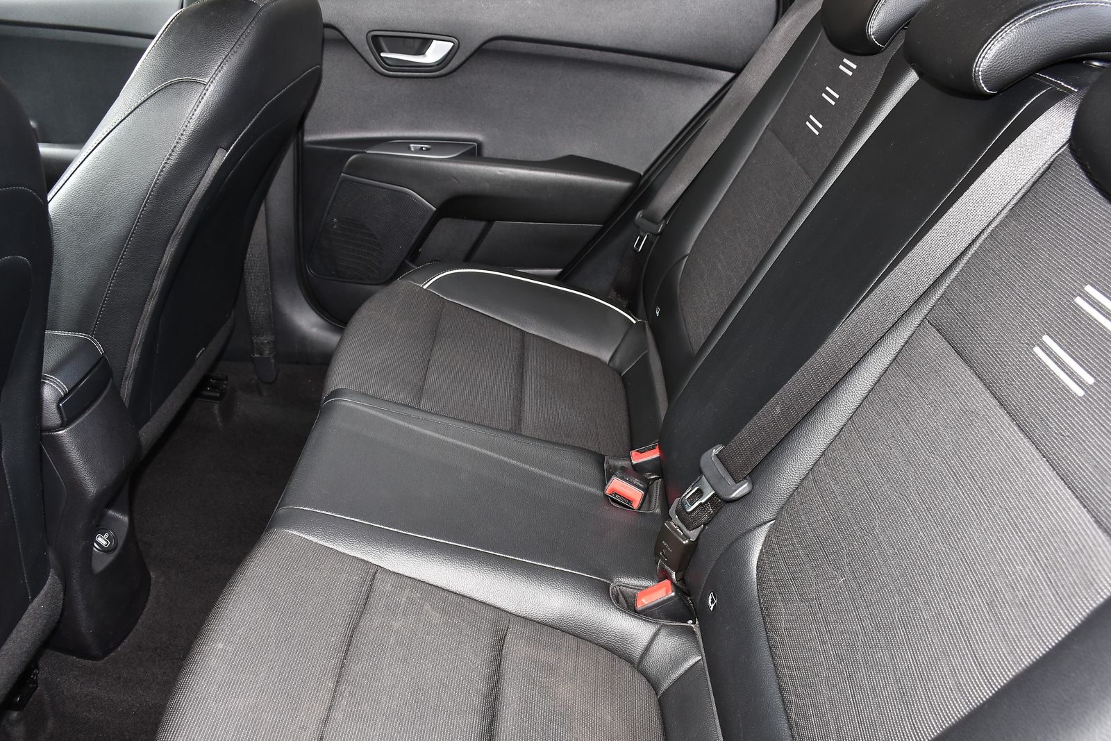 Kia Stonic 1.0 T-GDi MHEV GT-Line SUV 5dr Petrol Hybrid Manual Euro 6 (s/s) (118 bhp) 5dr Manual 2026