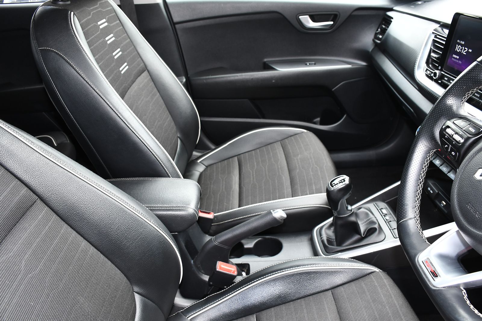 Kia Stonic 1.0 T-GDi MHEV GT-Line SUV 5dr Petrol Hybrid Manual Euro 6 (s/s) (118 bhp) 5dr Manual 2026
