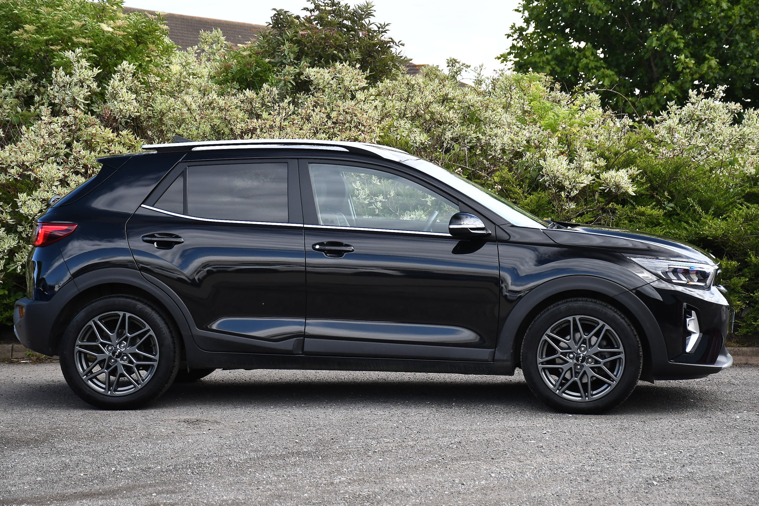 Kia Stonic 1.0 T-GDi MHEV Shadow SUV 5dr Petrol Hybrid DCT Euro 6 (s/s) (98 bhp) 5dr Automatic 2026