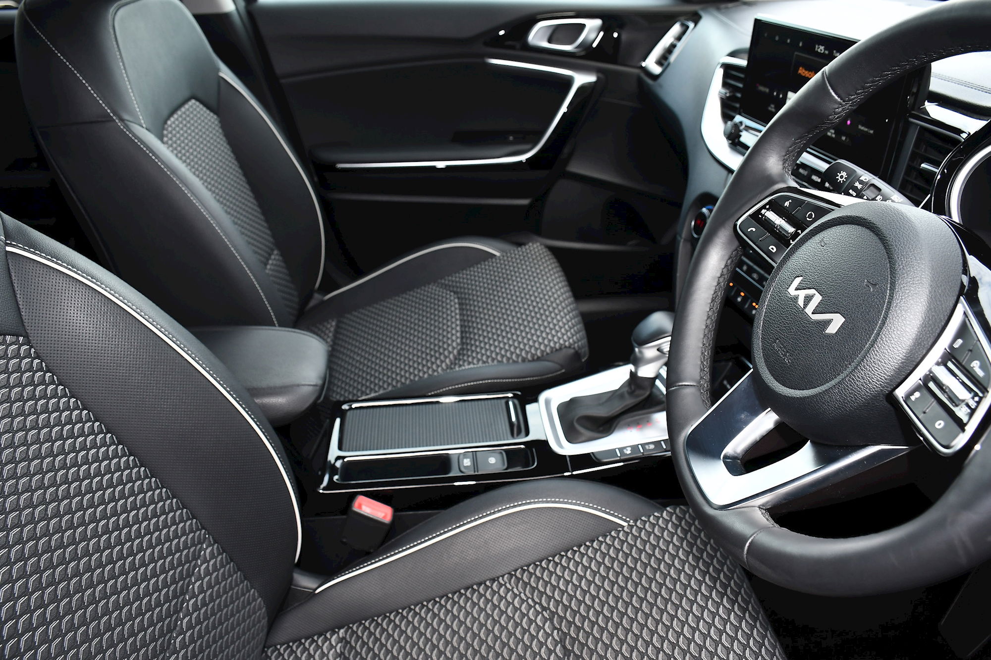 Kia XCeed 1.5 T-GDi 3 SUV 5dr Petrol DCT Euro 6 (s/s) (158 bhp) 5dr Automatic 2025