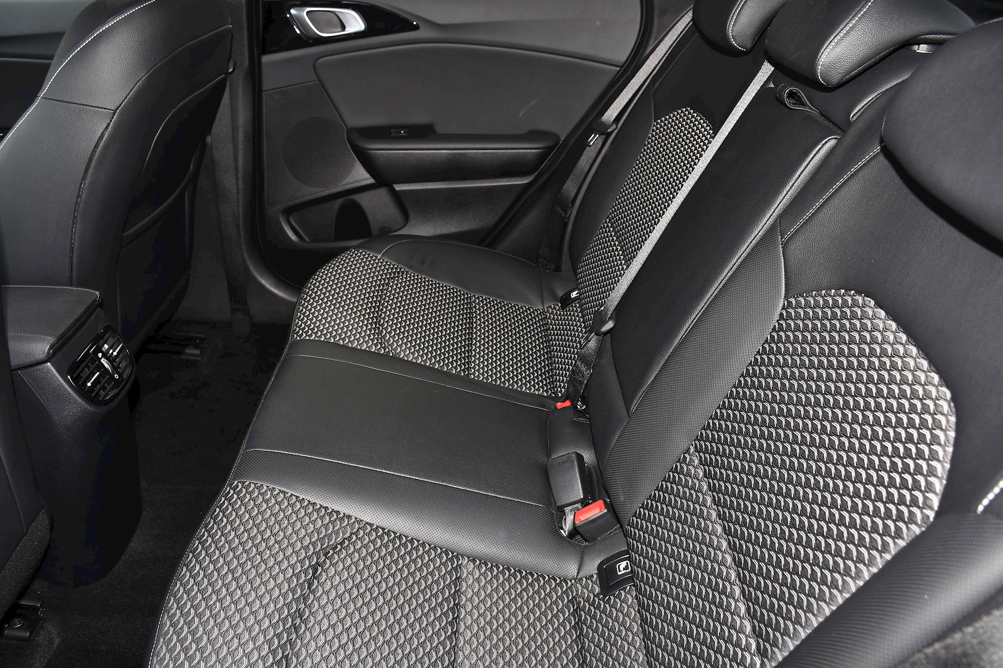 Kia XCeed 1.5 T-GDi 3 SUV 5dr Petrol DCT Euro 6 (s/s) (158 bhp) 5dr Automatic 2025