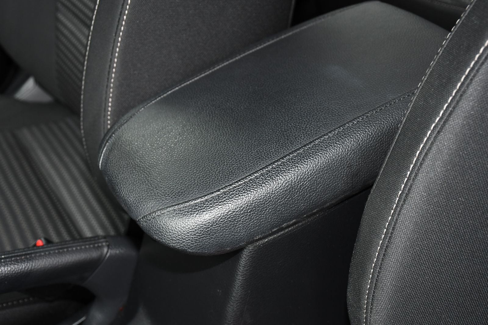 Kia XCeed 1.0 T-GDi 2 SUV 5dr Petrol Manual Euro 6 (s/s) (118 bhp) 5dr Manual 2025