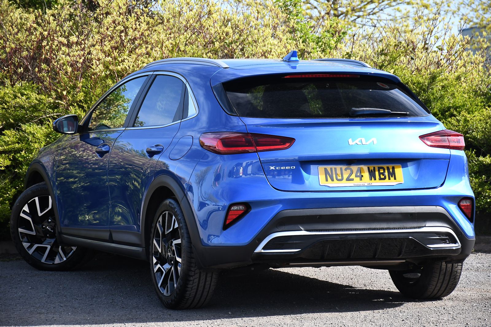 2024 Kia XCeed 1.5 T-GDi 3 SUV 5dr Petrol DCT Euro 6 (s/s) (138 bhp), exterior view 3