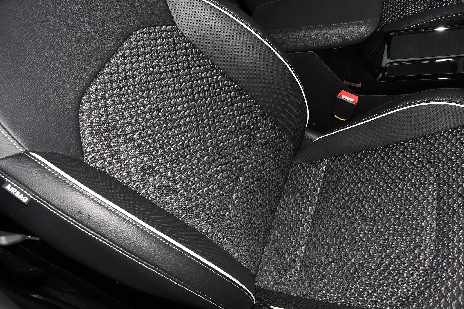 Kia XCeed 1.5 T-GDi 3 SUV 5dr Petrol DCT Euro 6 (s/s) (138 bhp) 5dr Automatic 2026