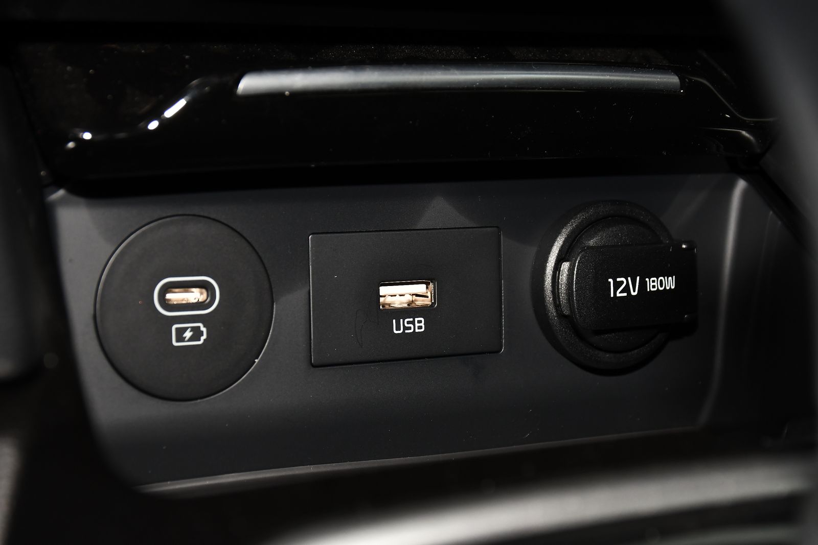 Kia XCeed 1.5 T-GDi 3 SUV 5dr Petrol DCT Euro 6 (s/s) (138 bhp) 5dr Automatic 2026