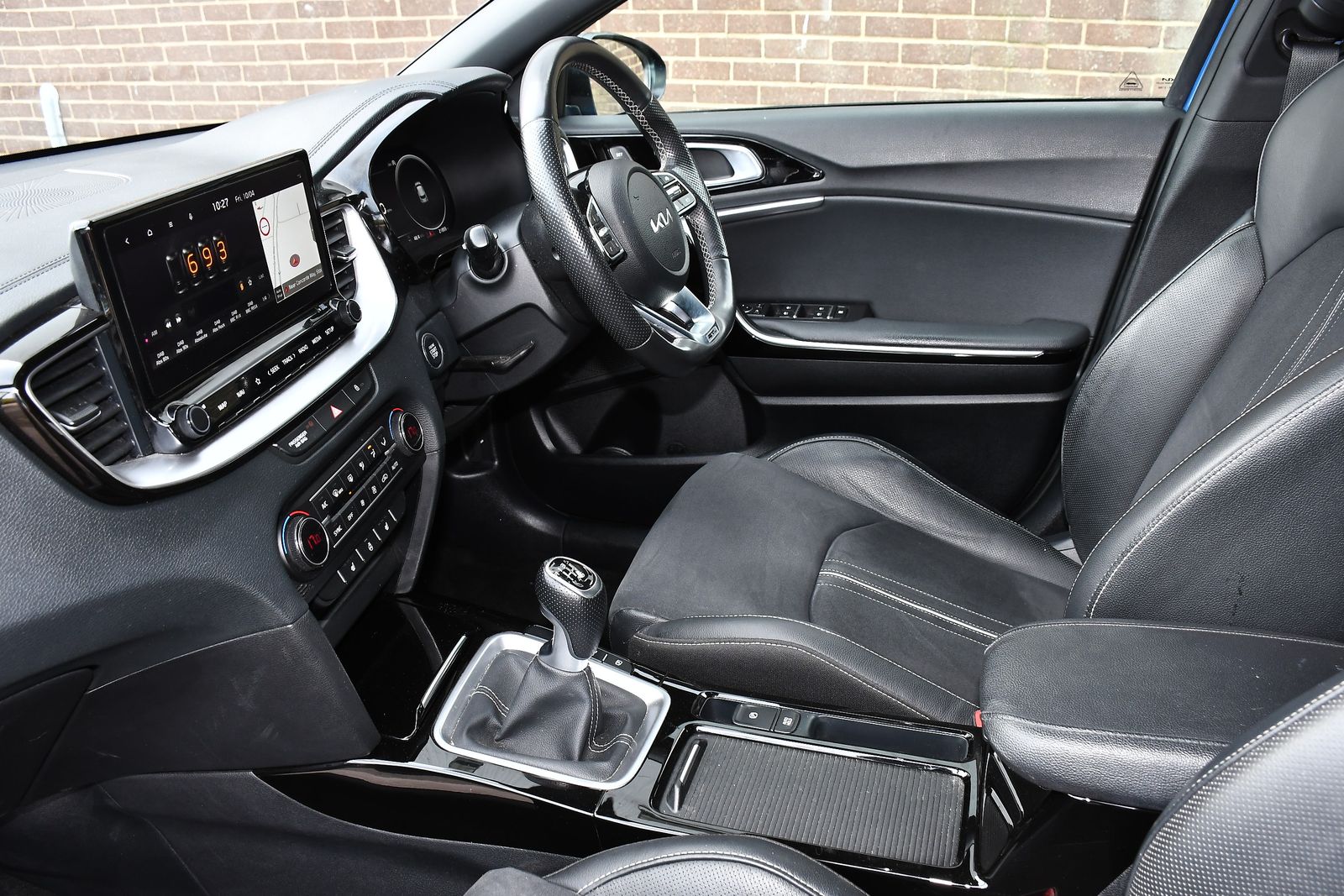 2023 Kia XCeed 1.5 T-GDi GT-Line S SUV 5dr Petrol Manual Euro 6 (s/s) (158 bhp), exterior view 4