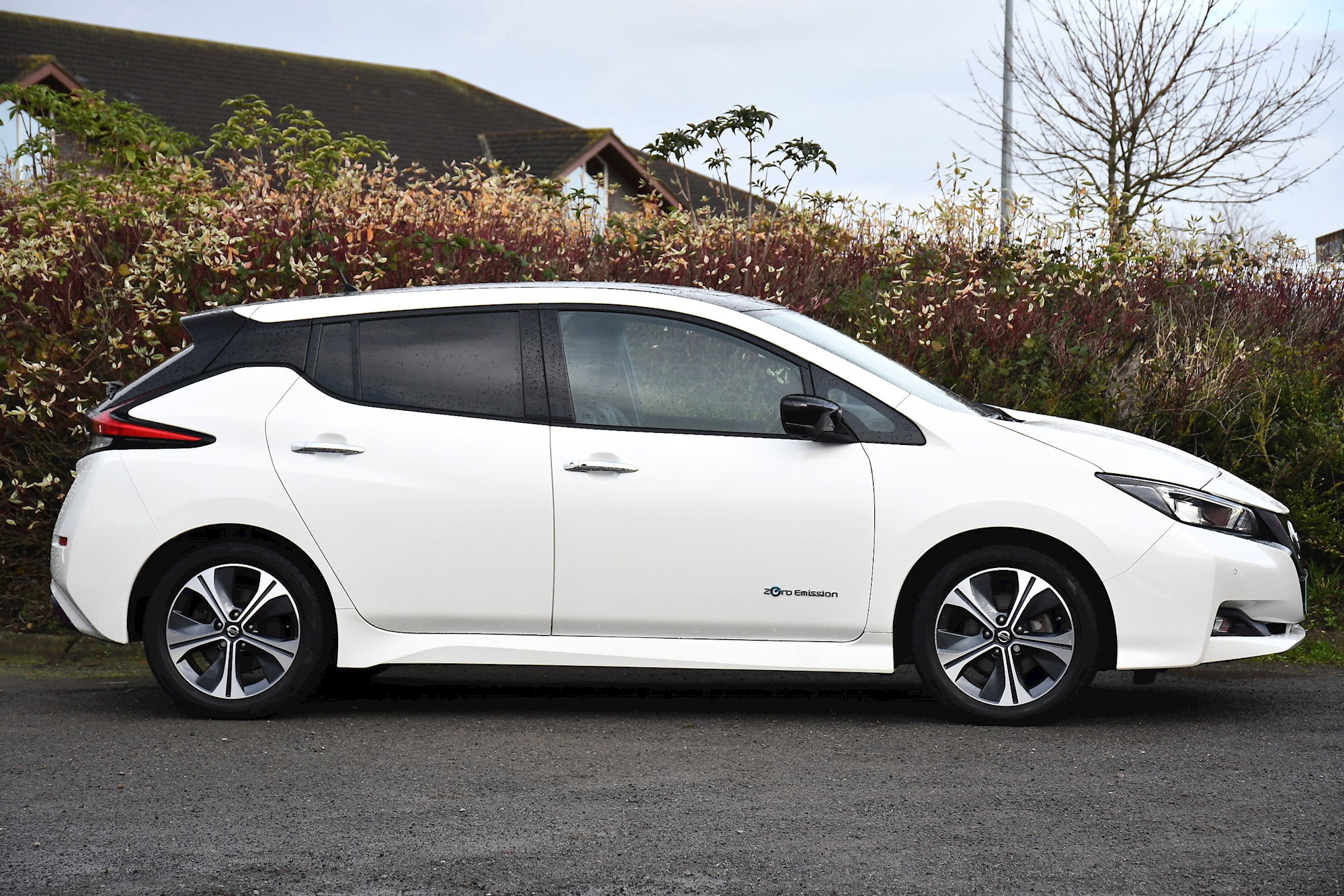 Nissan leaf clearance 40kwh tekna