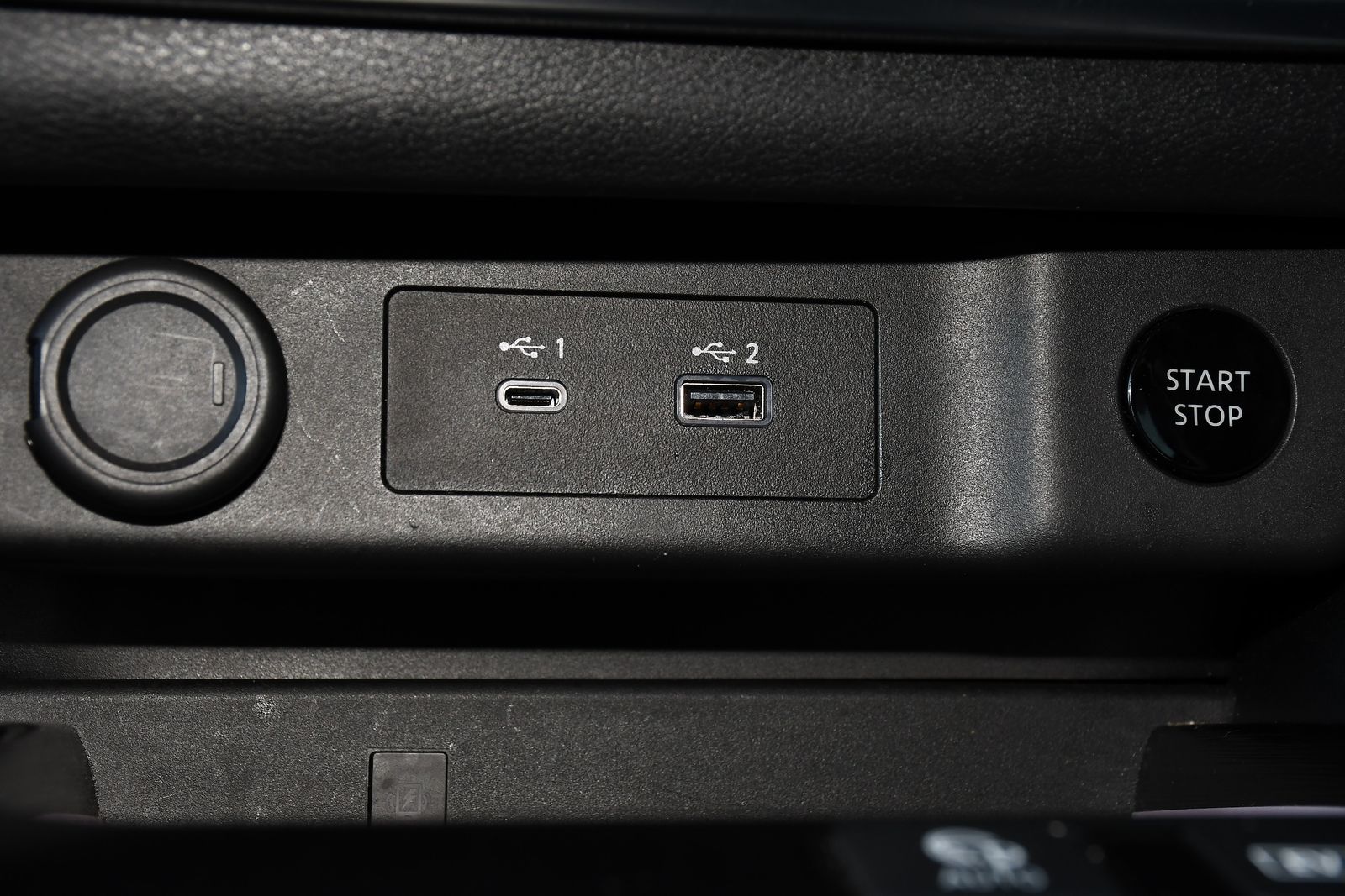 Nissan X-Trail 1.5 h e-POWER Tekna SUV 5dr Petrol Hybrid Auto Euro 6 (s/s) (204 ps) 5dr Automatic 2026