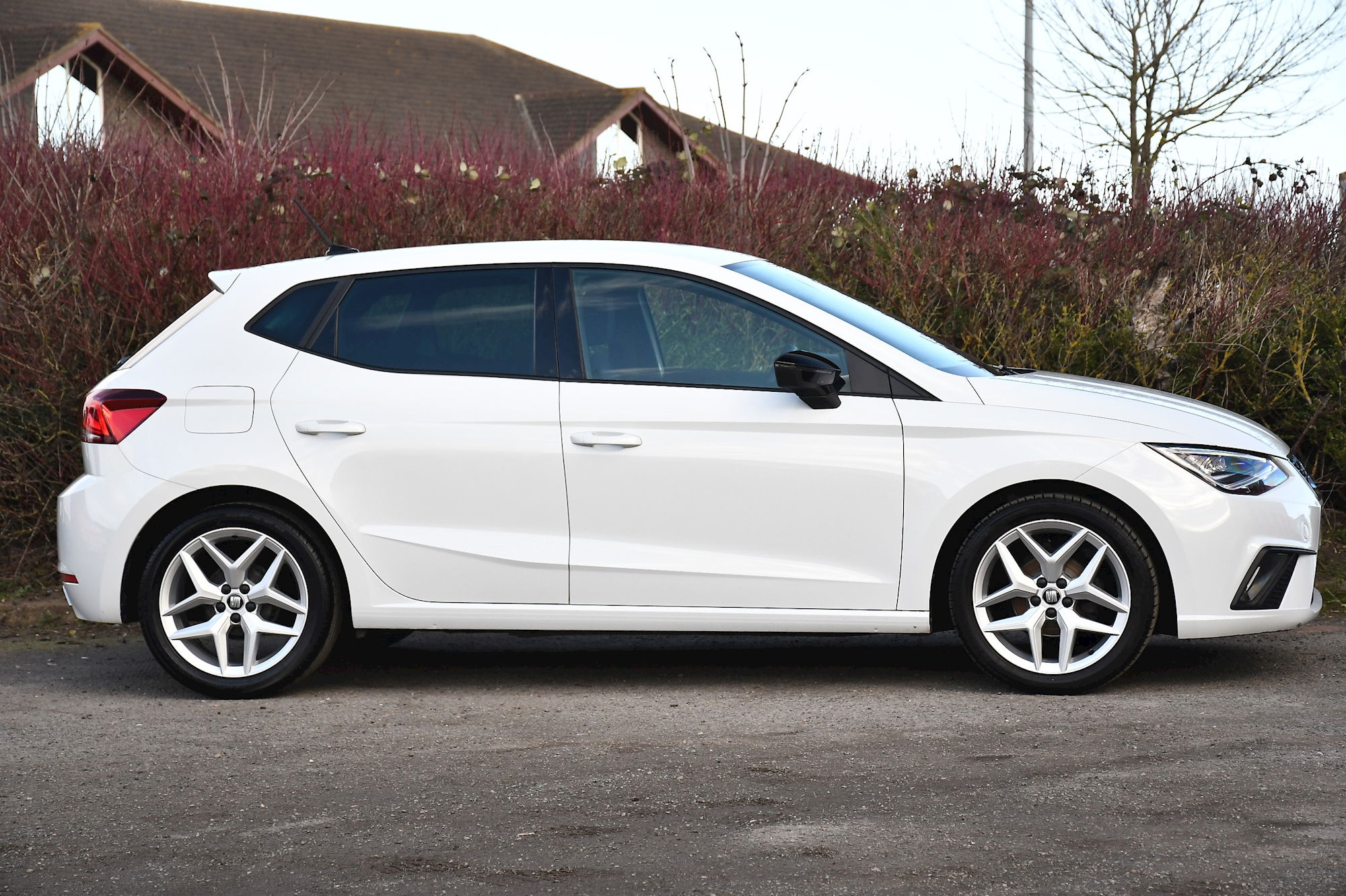 Seat Ibiza 1.0 MPI FR Hatchback 5dr Petrol Manual Euro 6 (s/s) GPF (80 ps) 5dr Manual 2026