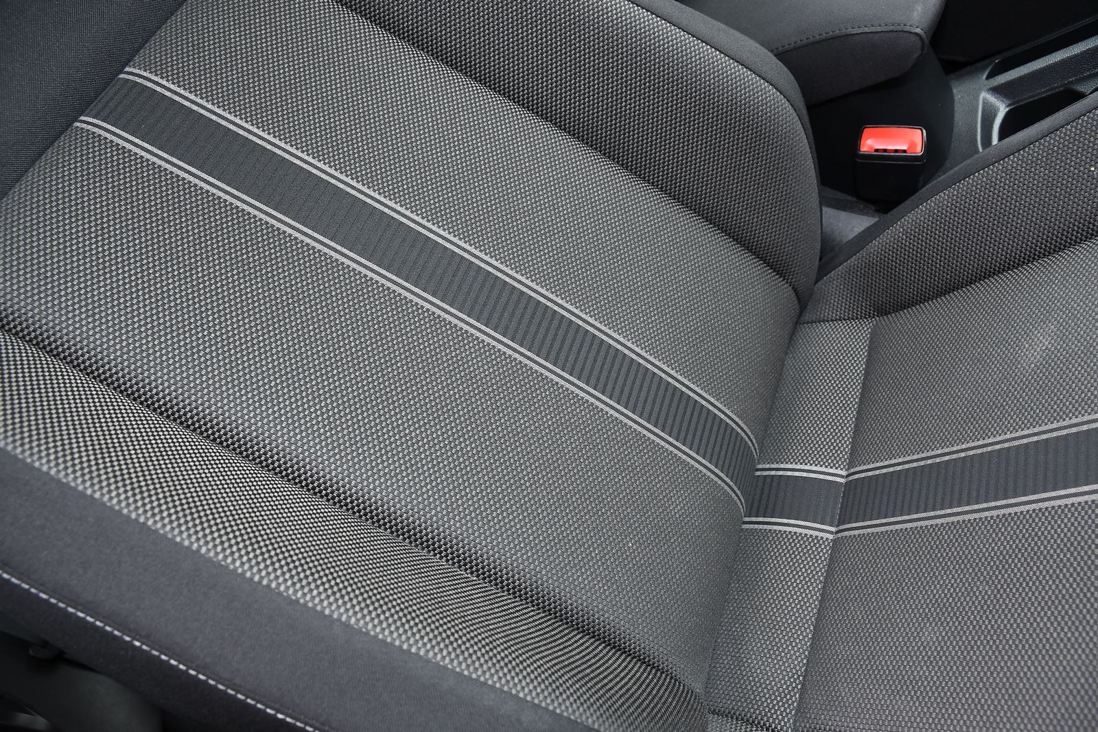 Volkswagen T-Roc 1.6 TDI SE SUV 5dr Diesel Manual Euro 6 (s/s) (115 ps) 5dr Manual 2026