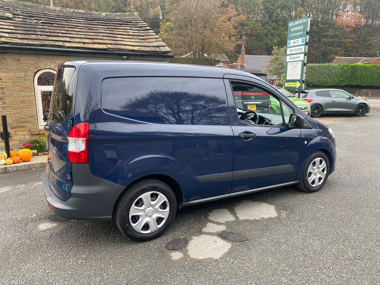 Ford Transit Courier 1.5L Trend TDCI Diesel Manual Euro 6 (74 bhp) 0dr Manual 2025