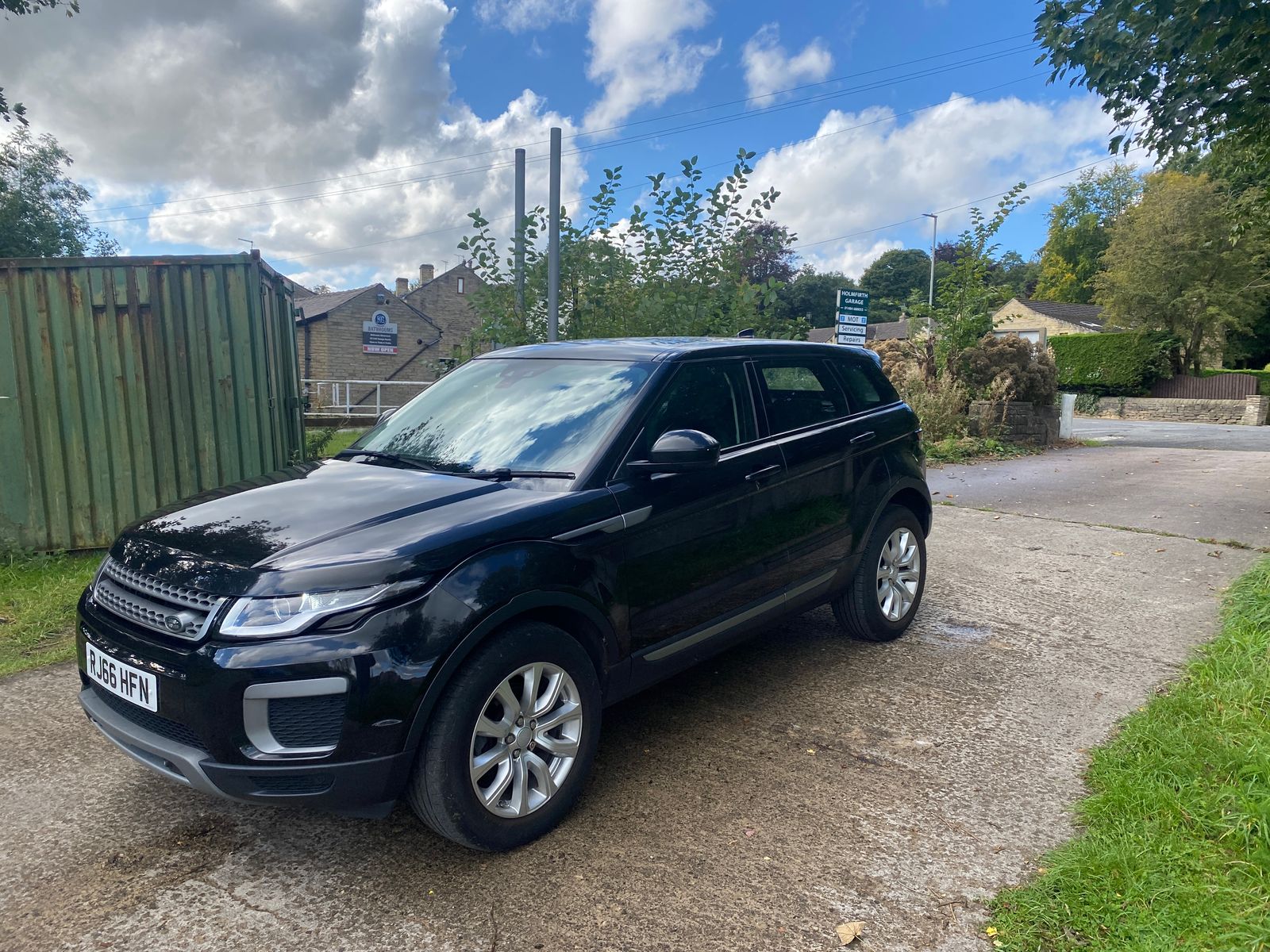 Land Rover Range Rover Evoque 2.0L SE eD4 SUV 5dr Diesel Manual Euro 6 (148 bhp) 5dr Manual 2025