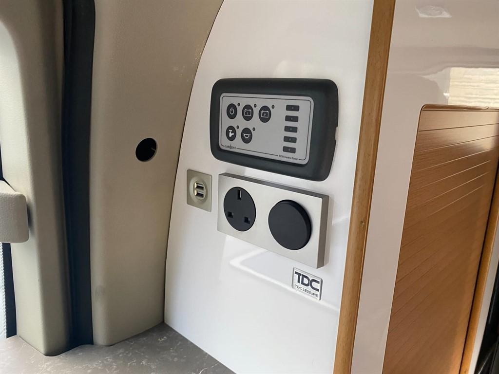 Nissan Elgrand campervan 5dr Automatic 2025