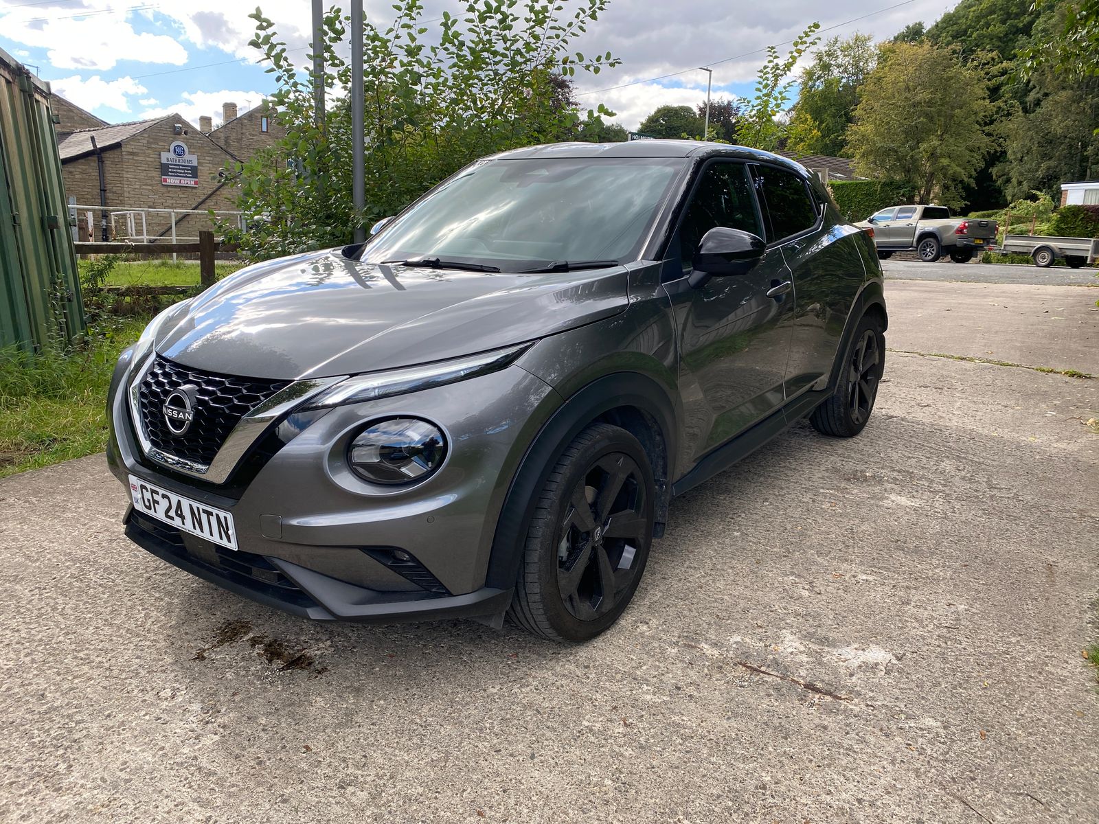 Nissan Juke 1.0L Tekna DiG-T Semi-Auto SUV 5dr Petrol Semi Automatic Euro 6 (113 bhp) 5dr Semi Automatic 2025