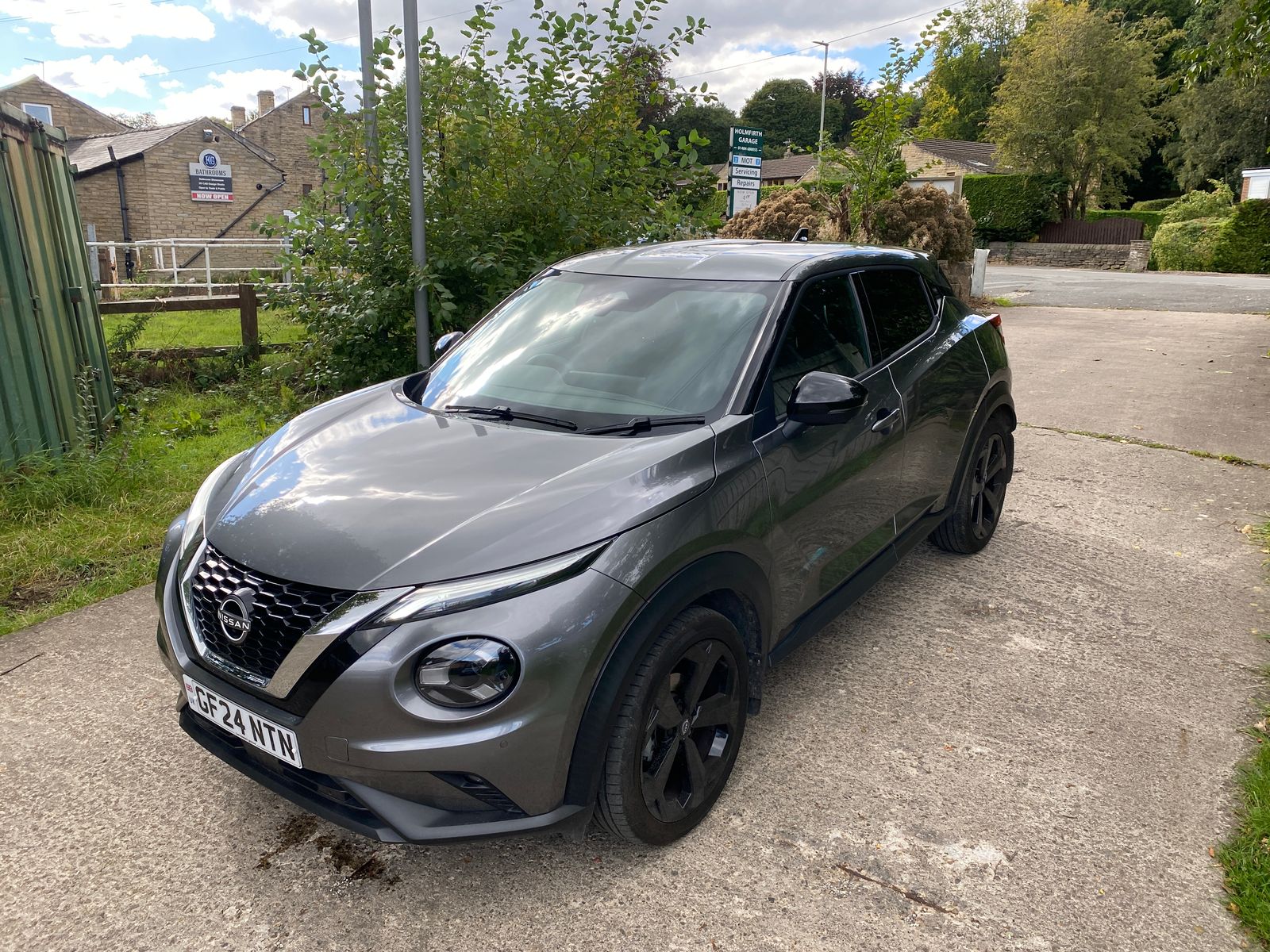 Nissan Juke 1.0L Tekna DiG-T Semi-Auto SUV 5dr Petrol Semi Automatic Euro 6 (113 bhp) 5dr Semi Automatic 2025